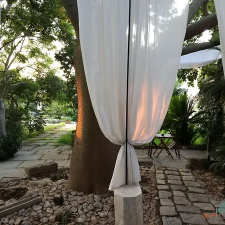 Giardino Nascosto 4* Taviano (Lecce)
