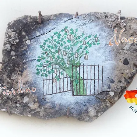 Bed & Breakfast Giardino Nascosto Taviano (Lecce)