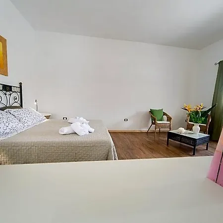 Giardino Nascosto Bed & Breakfast 4*
