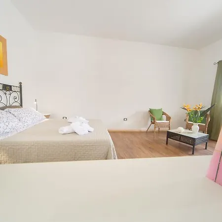 Giardino Nascosto Bed & Breakfast Taviano (Lecce)