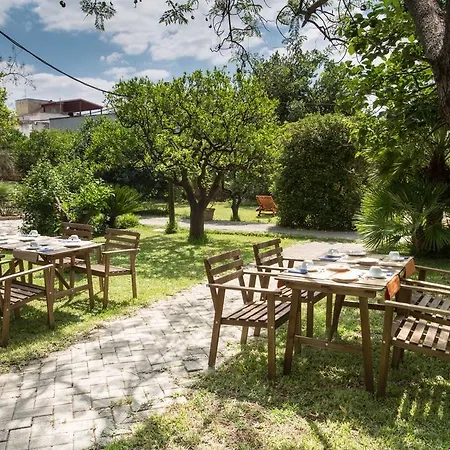 Bed & Breakfast Giardino Nascosto *